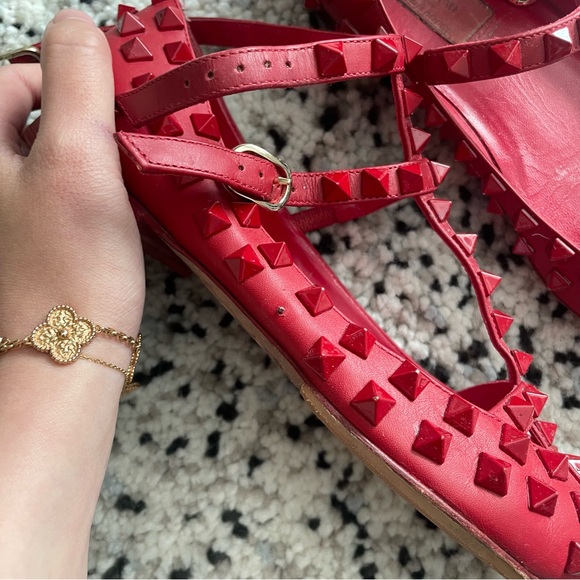 Valentino Flat - Picture 2 of 3